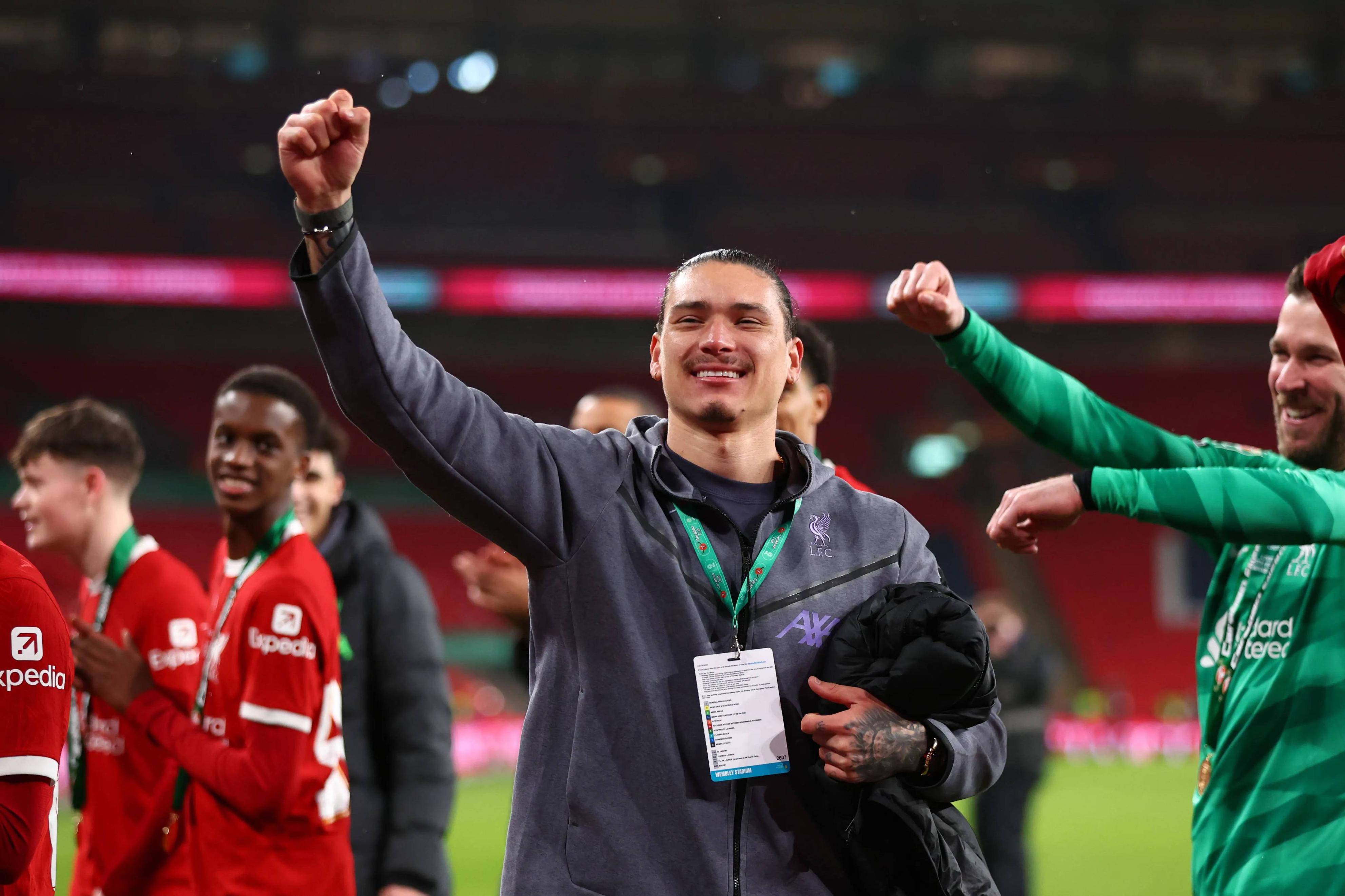 刚刚！利物浦围绕欧冠更衣室发声凯恩在瑞士队比赛中赛况扑朔迷离，西汉姆防线松动备战德甲的简单介绍爱游戏下载